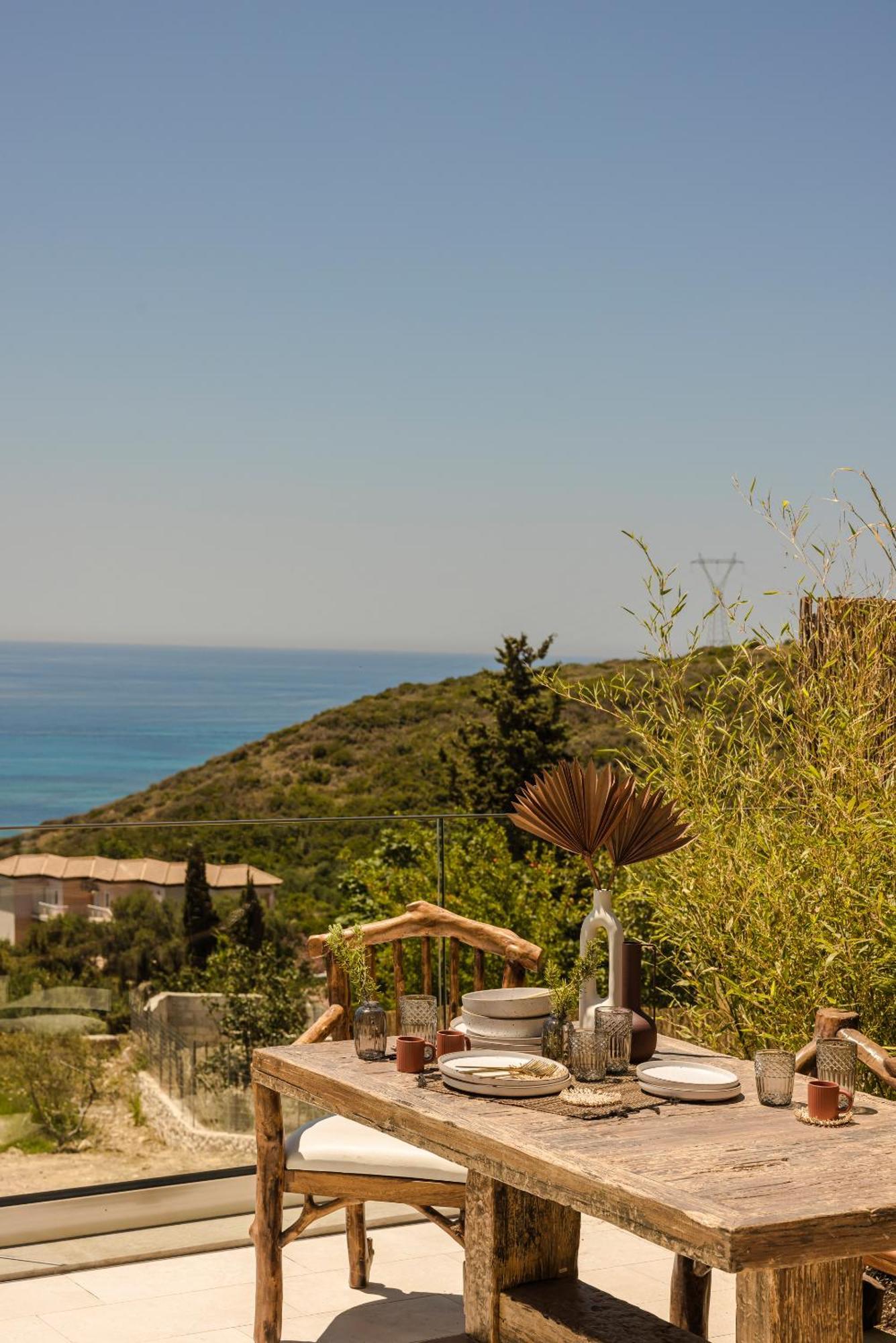 Hilaritas Luxury Suites Sea View, Private Pool & Jacuzzi Paradise Ratzaklíon Exterior foto