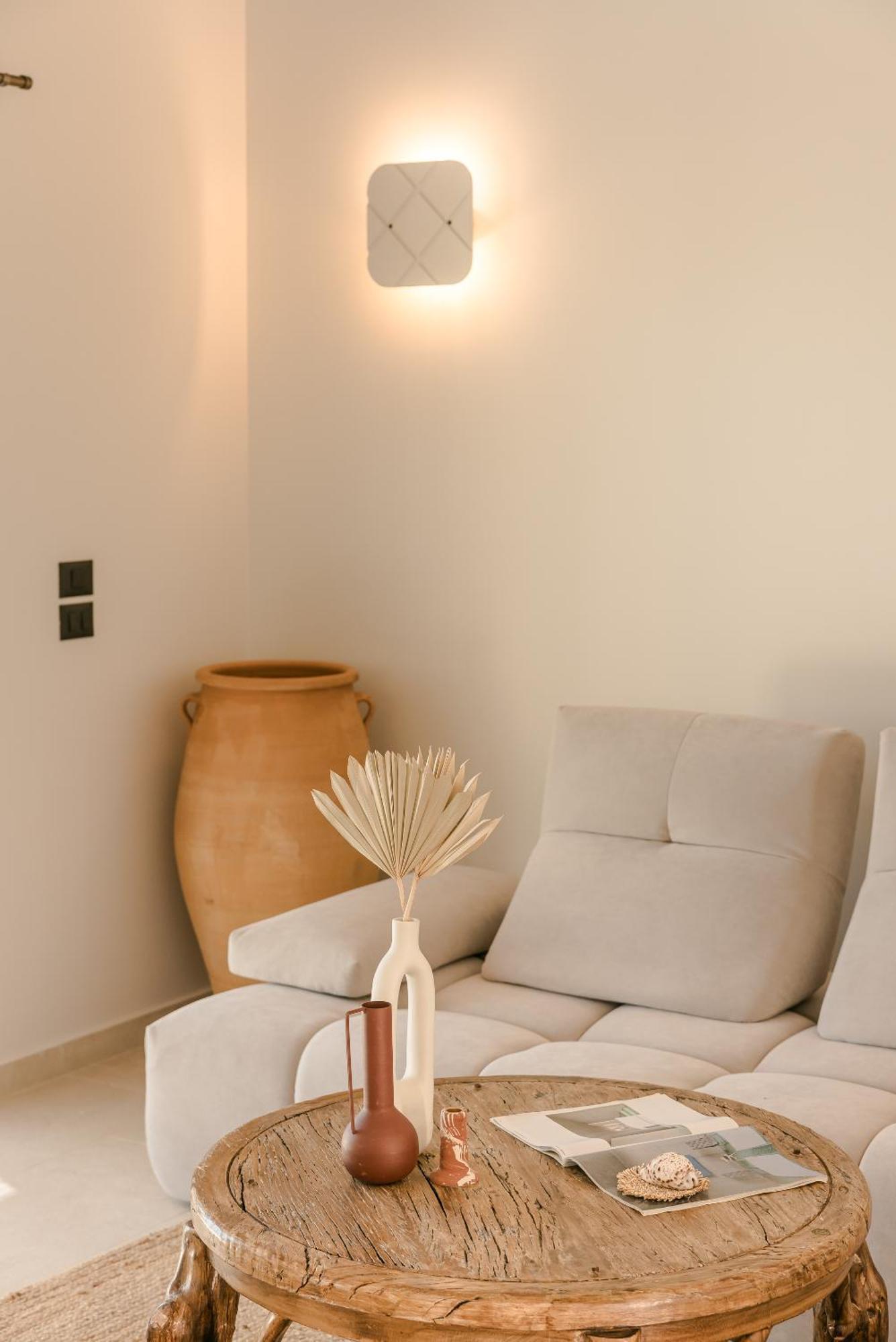 Hilaritas Luxury Suites Sea View, Private Pool & Jacuzzi Paradise Ratzaklíon Exterior foto